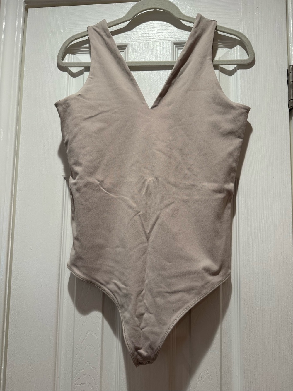Abercrombie Sleeveless Double V-Neck Bodysuit - Beige - Large